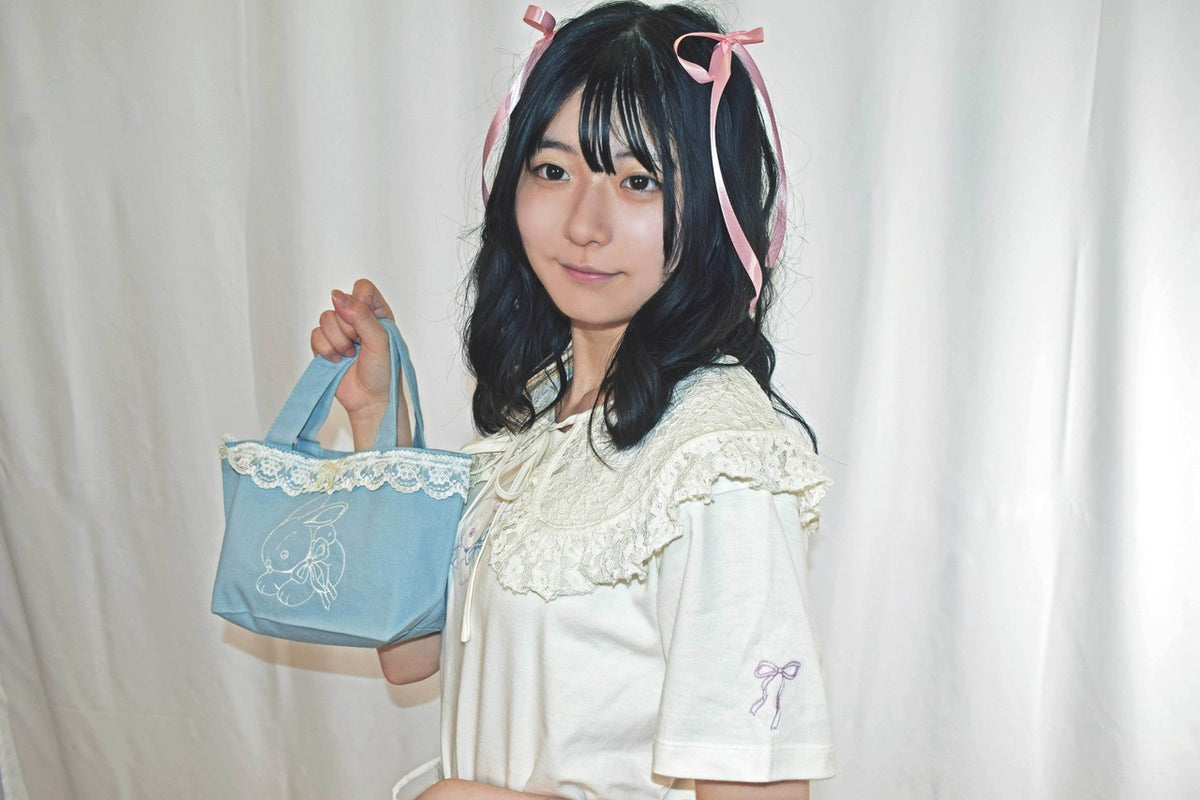 Bunny Petit Lace Tote - BLUE