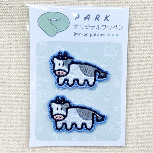 PARKオリジナル　刺繍ワッペン　うし　２個セット
