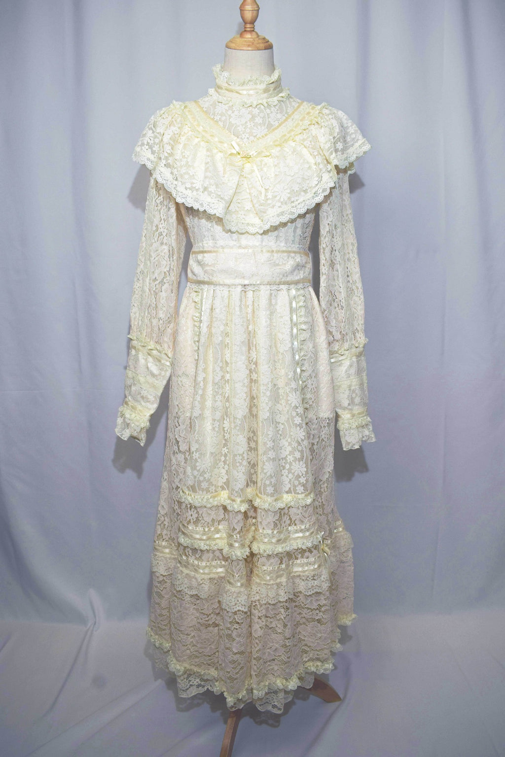 Reverie Lace Dress