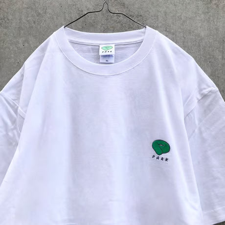 PARKロゴ刺繍Tシャツ（PARK Logo Embroidery T-shirt）
