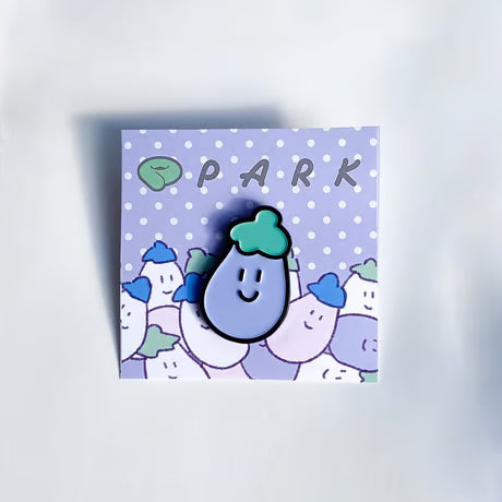 ナスのピンバッジ