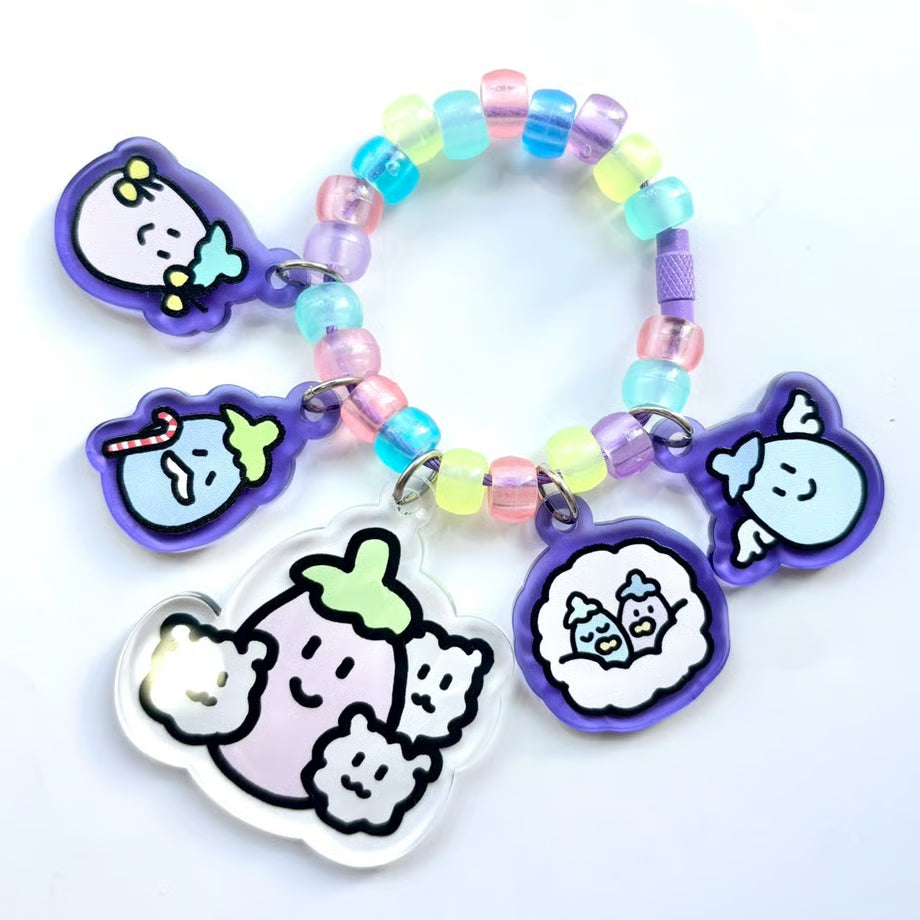 ナスの群れ　アクリルキーホルダー（たなか麦ハンドメイド）